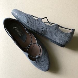 ESSEN GRAY PRINTED SUEDE FLATS SLIP ON STRAPPY